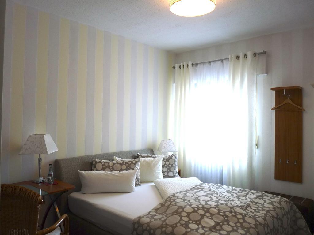 Hotel Geissler Stuttgart Habitación foto