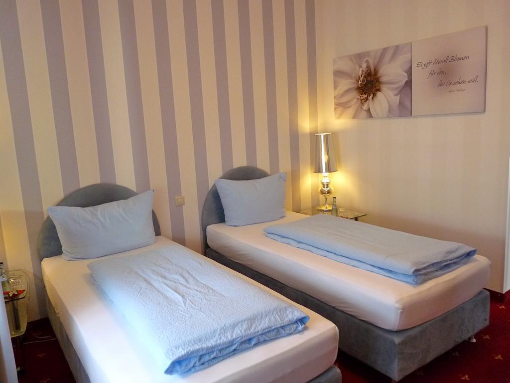 Hotel Geissler Stuttgart Habitación foto